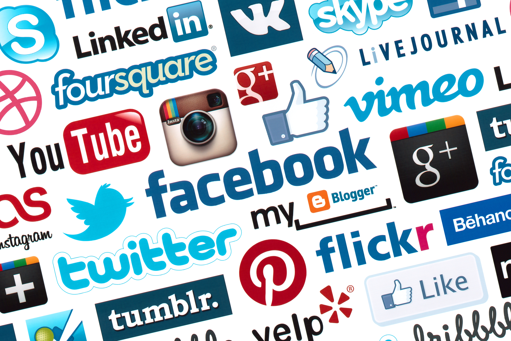 Aplikasi Social Media