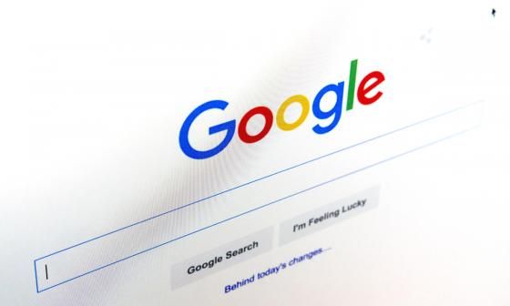 Menggunakan Google Cache