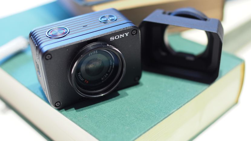 Sony Luncurkan Sony RX0 Untuk Bersaing Di Segmen Action Cam