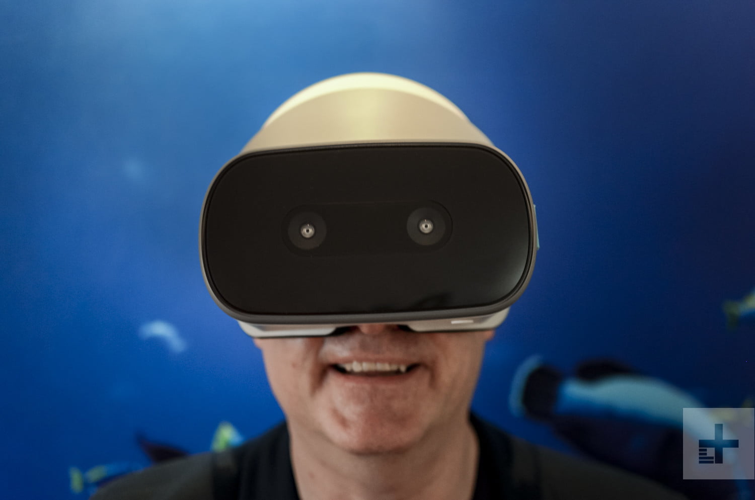 Lenovo Rilis Headset VR Standalone Mirage Solo With DayDream