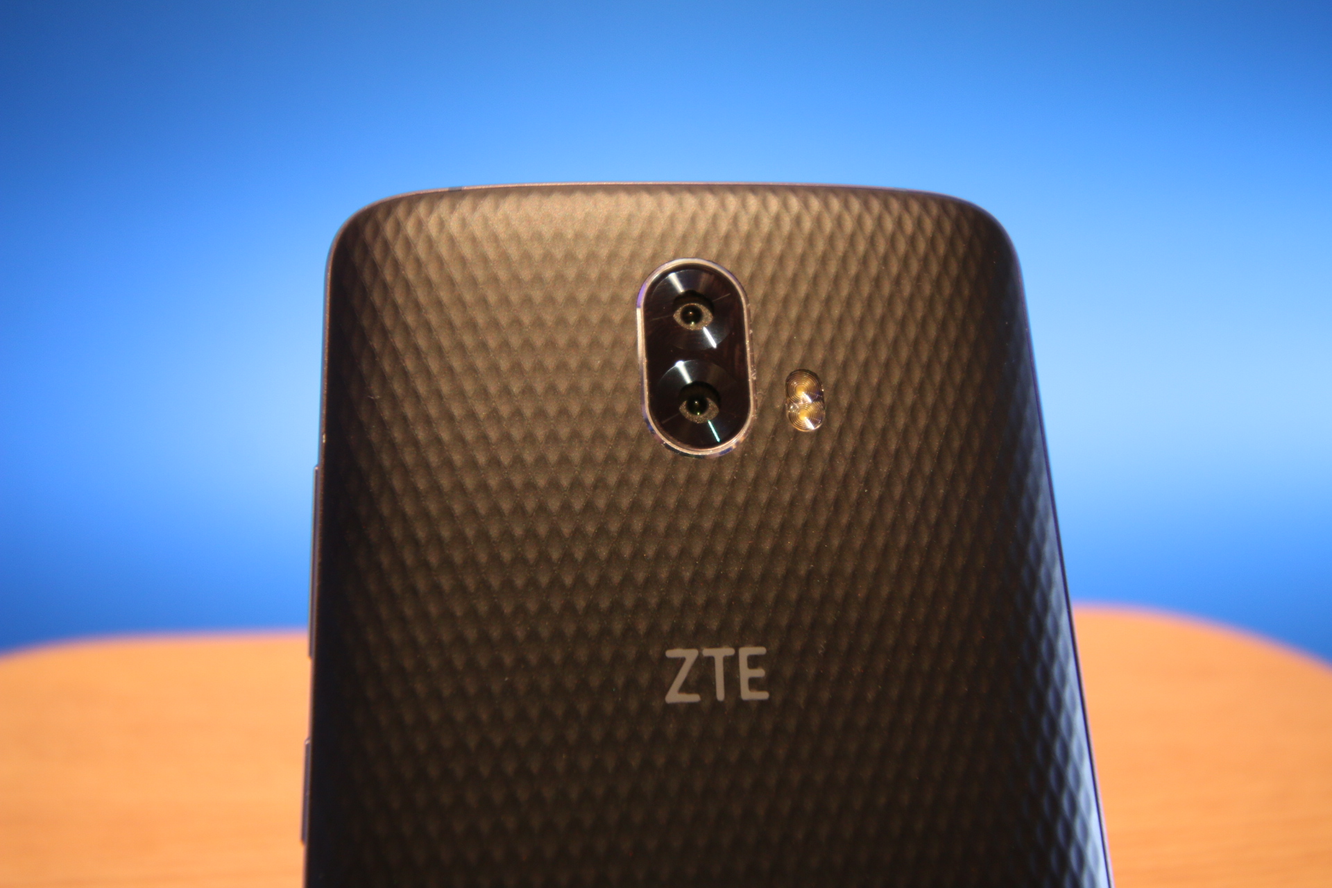ZTE Blade V8 Pro